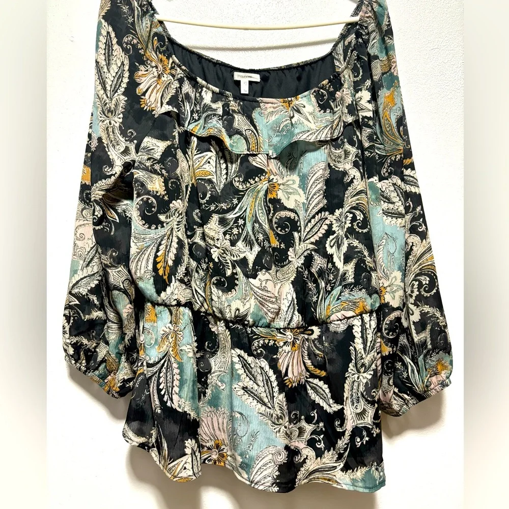 MAURICE'S  Women’s Ruffle collar multi color shirt - Picture 2 of 9